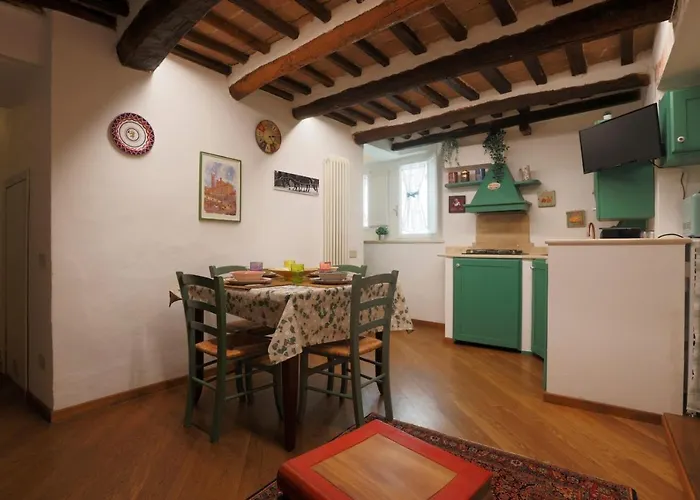 Mantellini Apartment